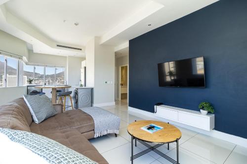 Cape Town City Views 2 Bedroom Apartment — 4-Star Luxury Hotel in Cape Town, South Africa