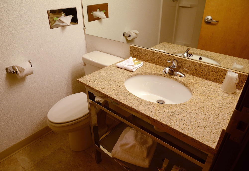 Riversage Billings Inn - photo 22