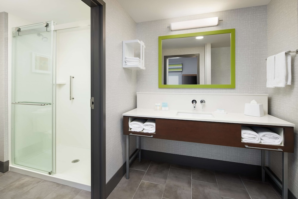 Hampton Inn & Suites Franklin Indianapolis - photo 25