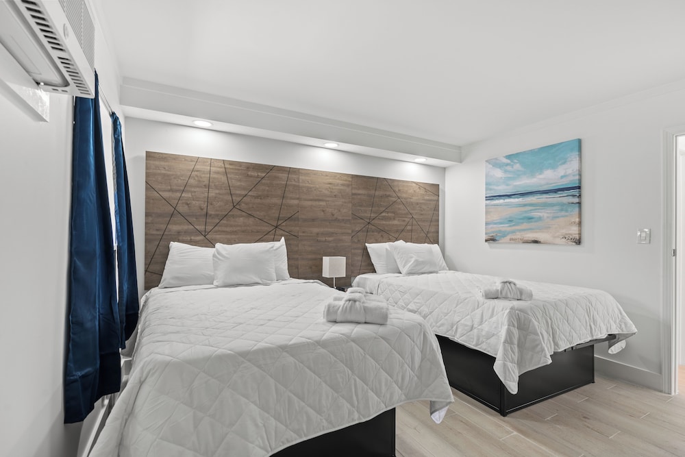Fin's Inn & Suites - photo 7