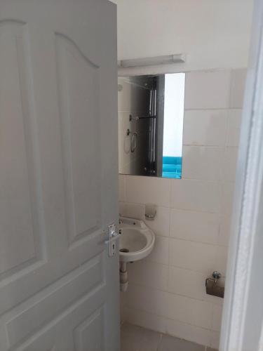 Cosy Studio with a Swimming Pool Free Parking