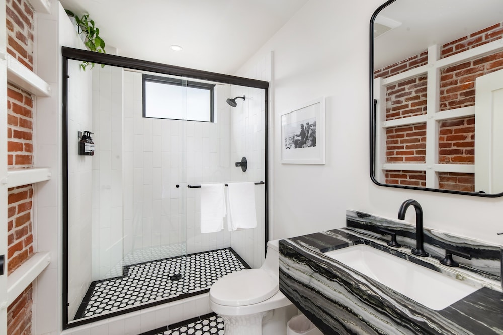 The Brick Hotel - photo 54