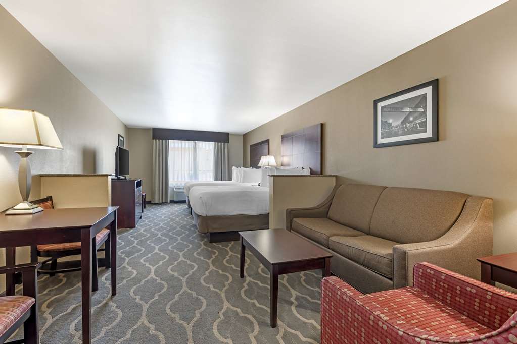 Best Western Plus Burleson Inn & Suites - photo 6