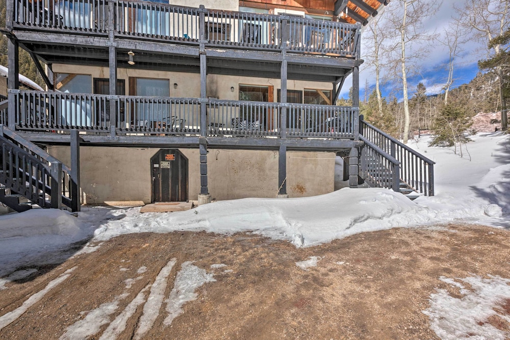 Cozy Streamside Studio 2 Mi to Taos Ski Resort - photo 12