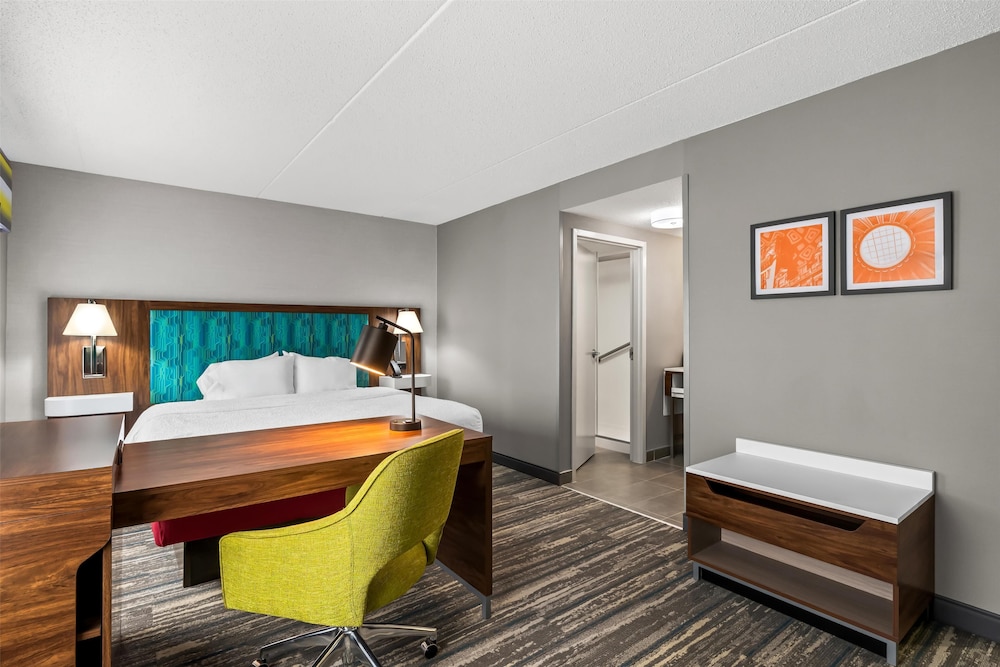 Hampton Inn & Suites Richmond Virginia Center - photo 9