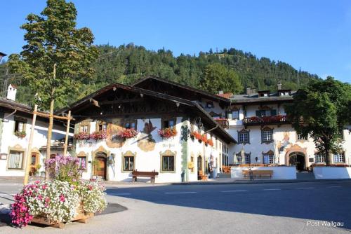 Gasthof & Hotel Zur Post — hotel in Wallgau