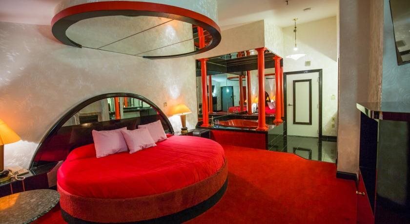 Feather Nest Inn - photo 4