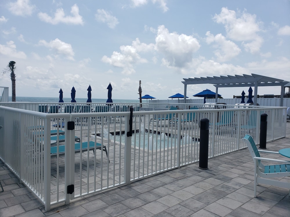 The Maverick Resort - photo 29