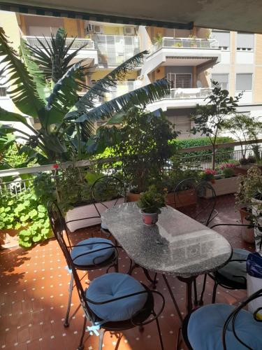 Stella Condo — 4-Star Luxury Hotel in Rome, Italy