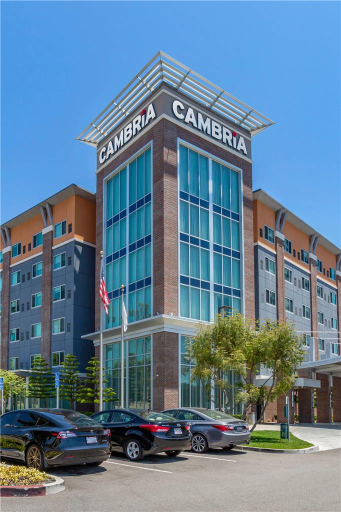 Cambria Hotel LAX - photo 3