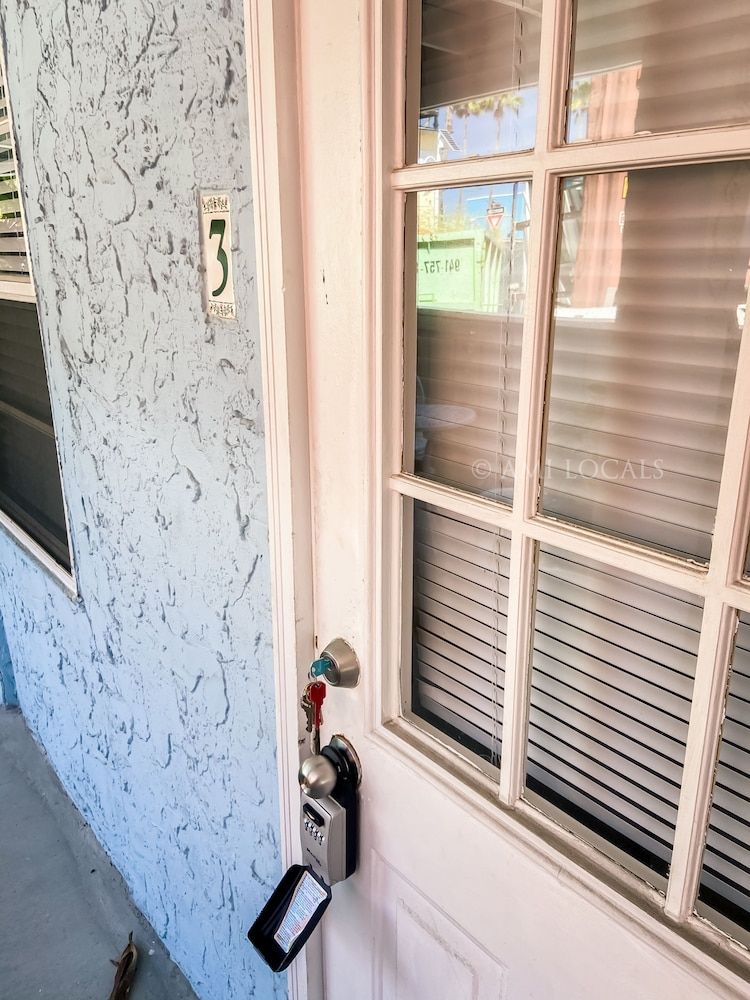 Bridge 6 Bradenton Beach 2 Br Hotel Room in Bradenton Beach, United States