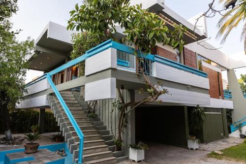 Retro House — Rafina — photo 3