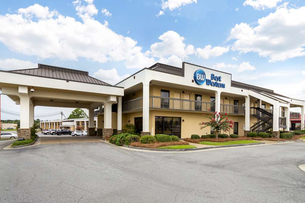 Best Western Colonial Inn - photo 10