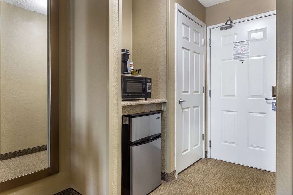 Comfort Inn Gurnee near Six Flags - photo 25