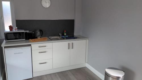 Valley Stream Guest Accommodation — Moira — photo 4