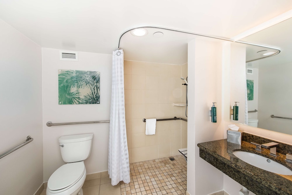 DoubleTree by Hilton Carson - photo 28