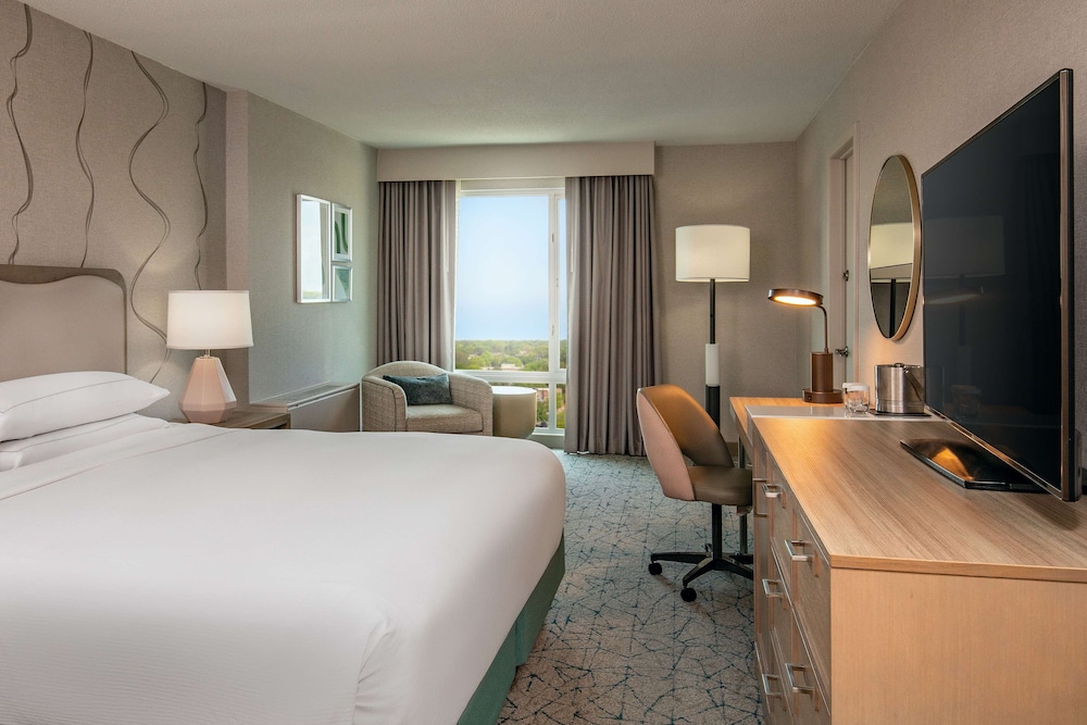 DoubleTree by Hilton Chicago North Shore Conference Center - photo 18