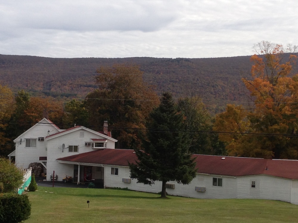 Four Winds Country Motel - photo 39
