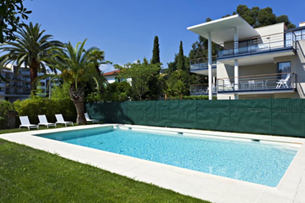 Arthur Properties Montfleury — 4-Star Luxury Hotel in Cannes, France