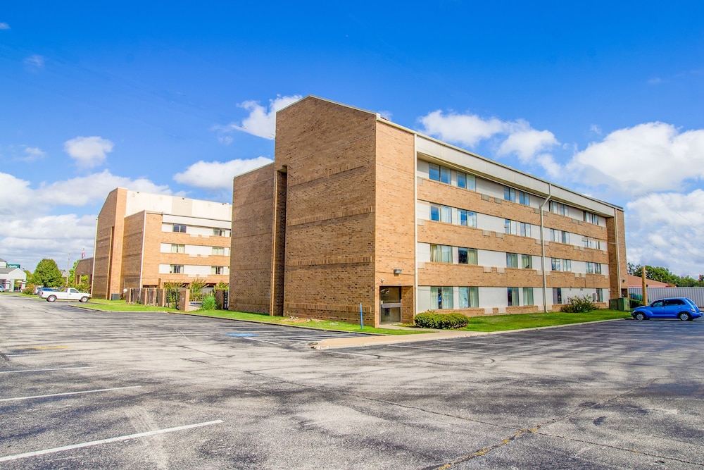 Tulsa Square Hotel Central I 44 By OYO - photo 87