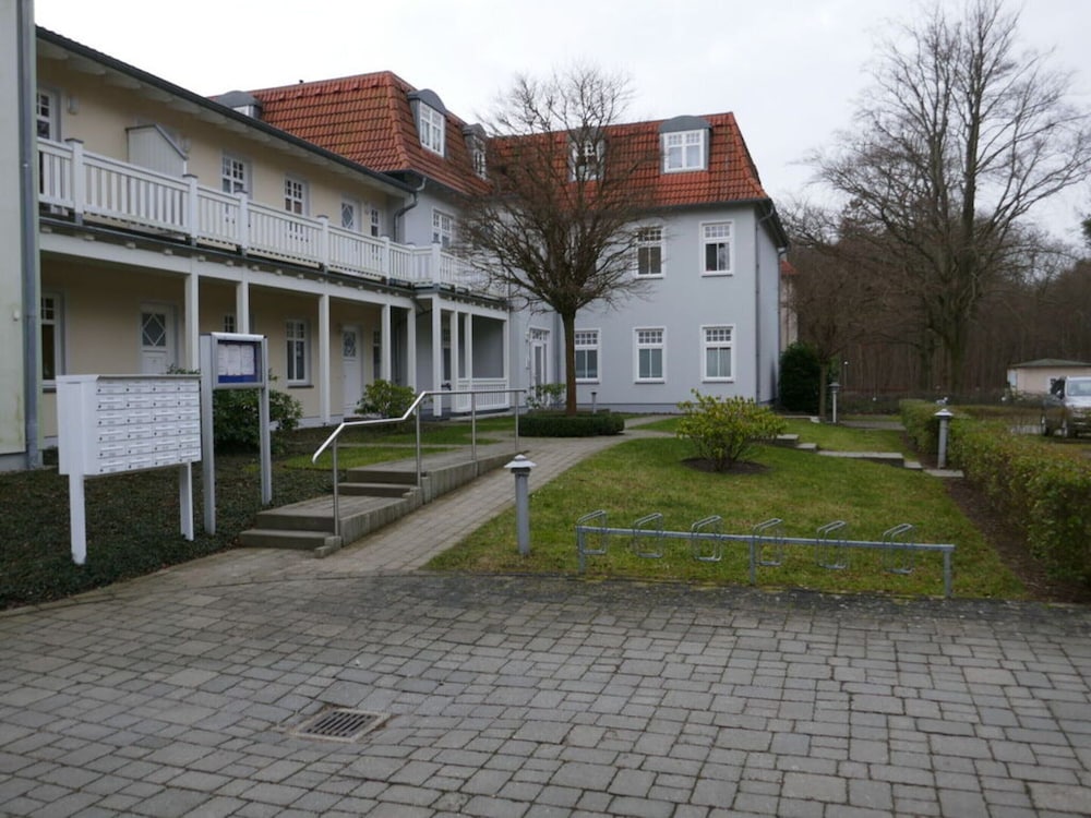 Holiday apartment Palais am Park — 4-Star Luxury Hotel in Ostseebad Kuehlungsborn, Germany