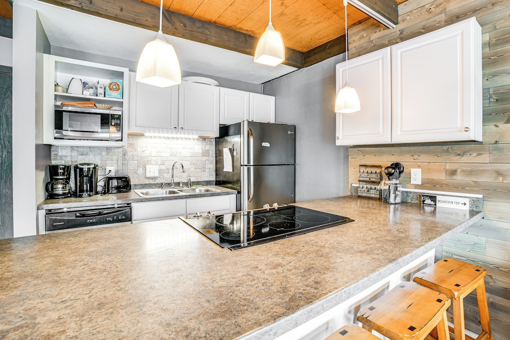 Cortland Townhome Walk to Greek Peak Mtn Resort - photo 9
