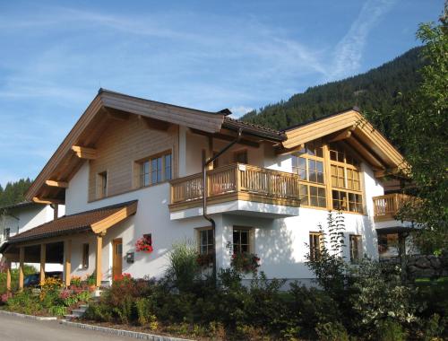 Chalet Isabella — 4-Star Luxury Hotel in Westendorf, Austria