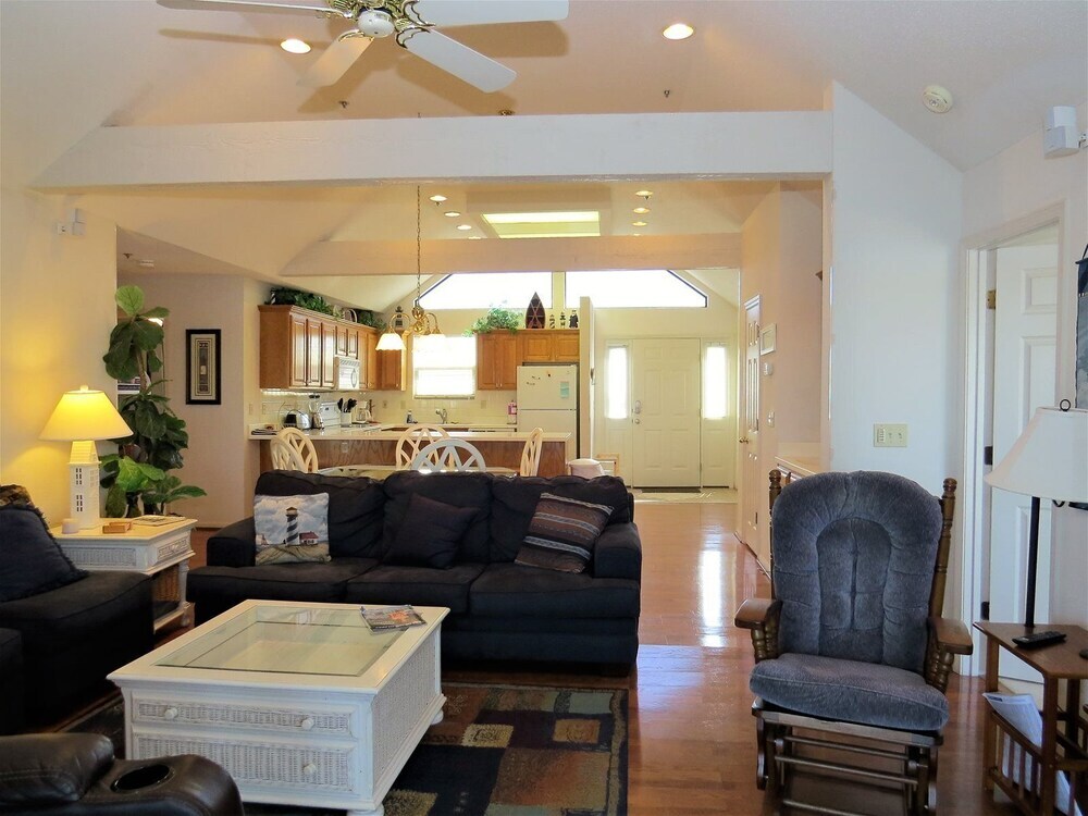 Falls 138 - carbon neutral hotel in Lake Ozark