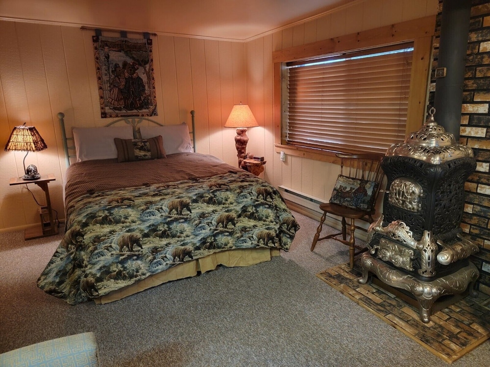 Wagon Wheel Hotel - photo 24