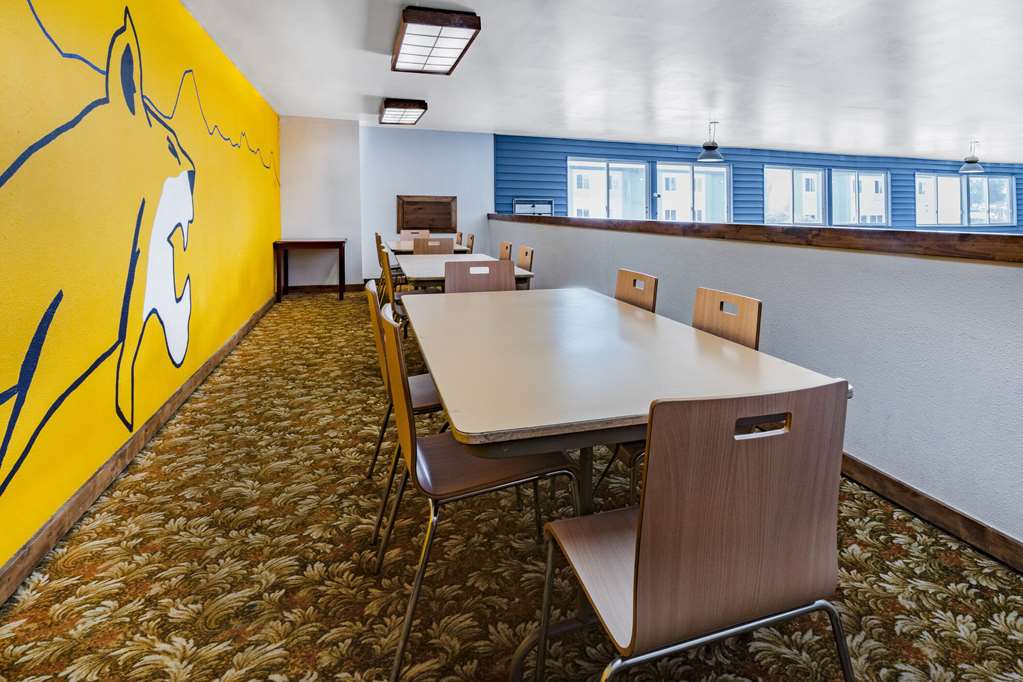 Baymont by Wyndham Bozeman - photo 8