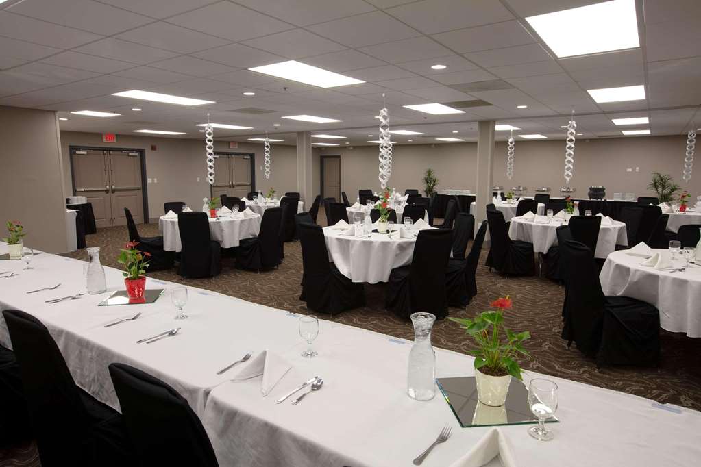 Country Inn & Suites by Radisson Fargo ND - photo 19