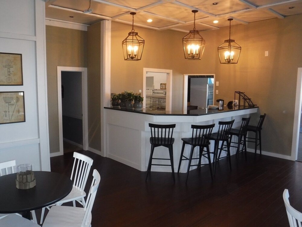 Colonial Mountain Inn - photo 36