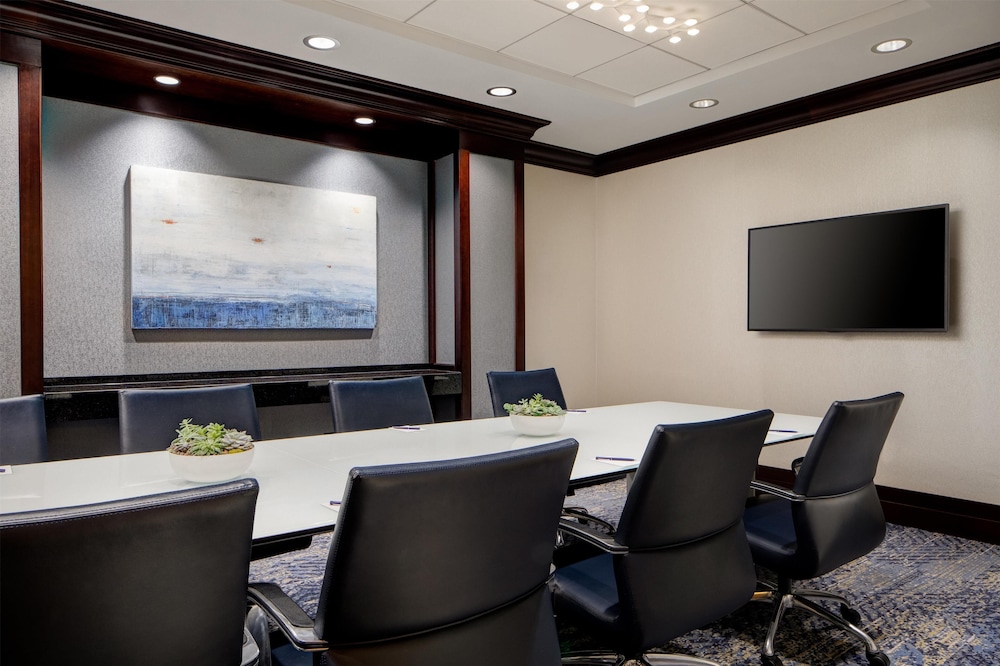 Amway Grand Plaza Curio Collection by Hilton - photo 101