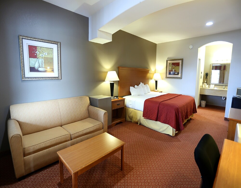 Executive Inn & Suites Jewett - photo 17