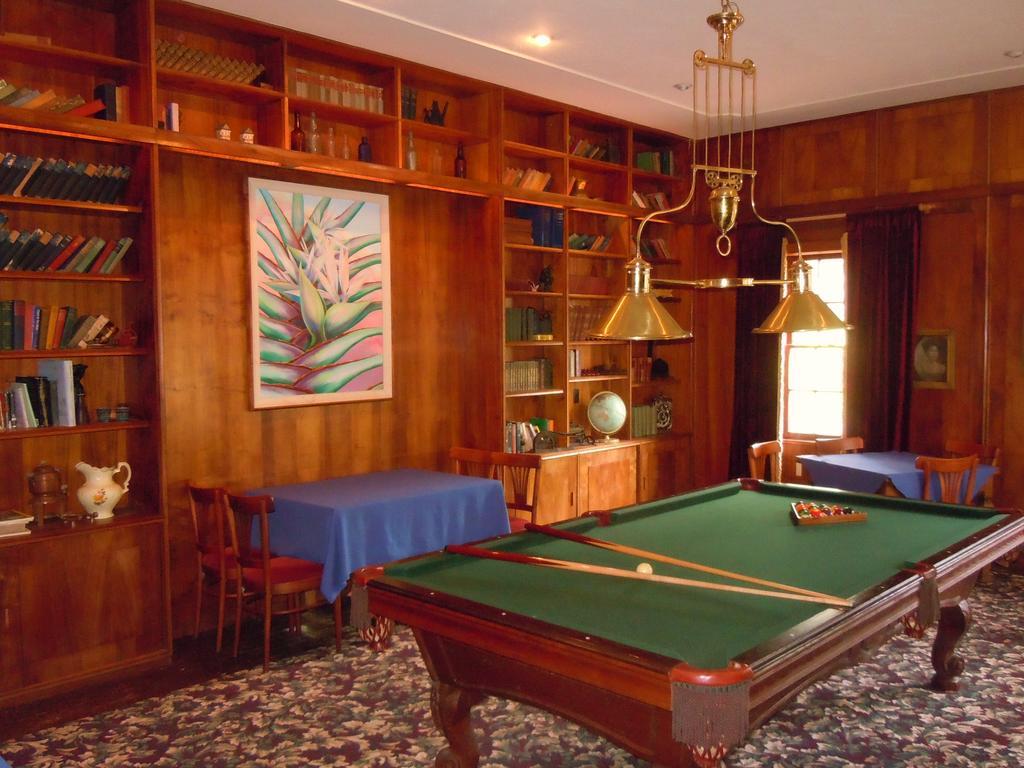 Jacaranda Inn - photo 3