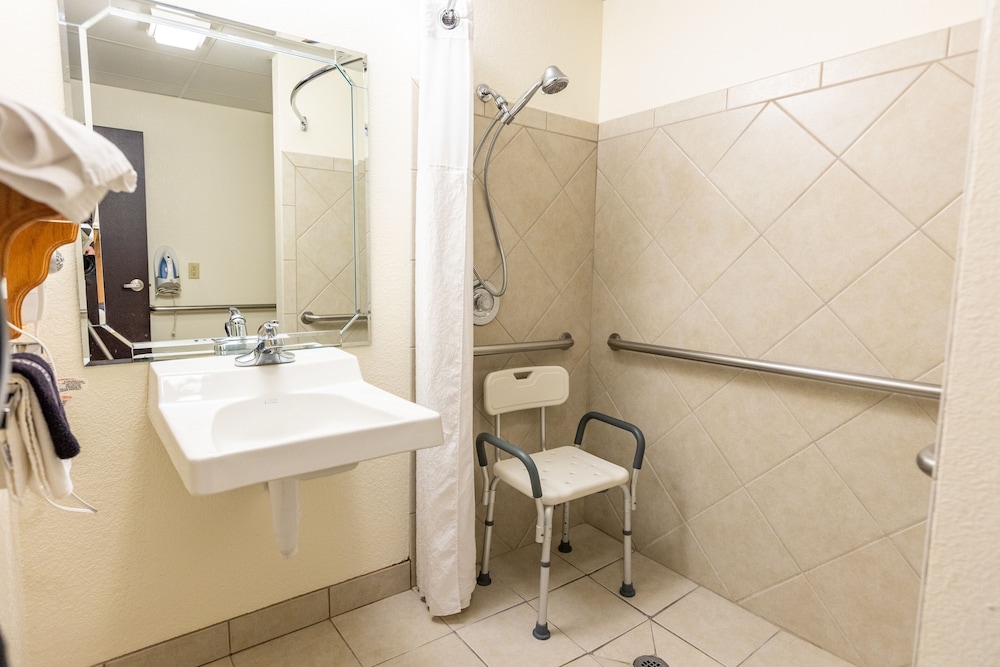 Savannah House Hotel - photo 38