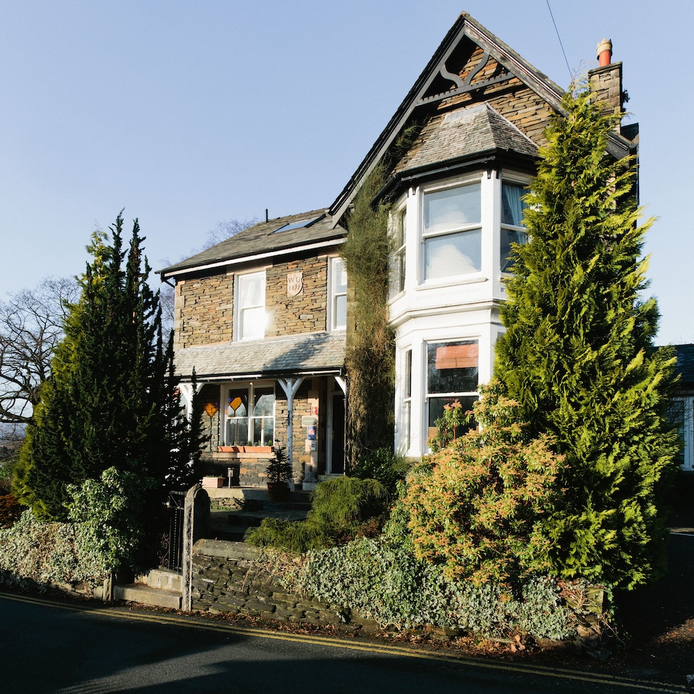 Rum Doodle B&B — 4-Star Luxury Hotel in Windermere, United Kingdom