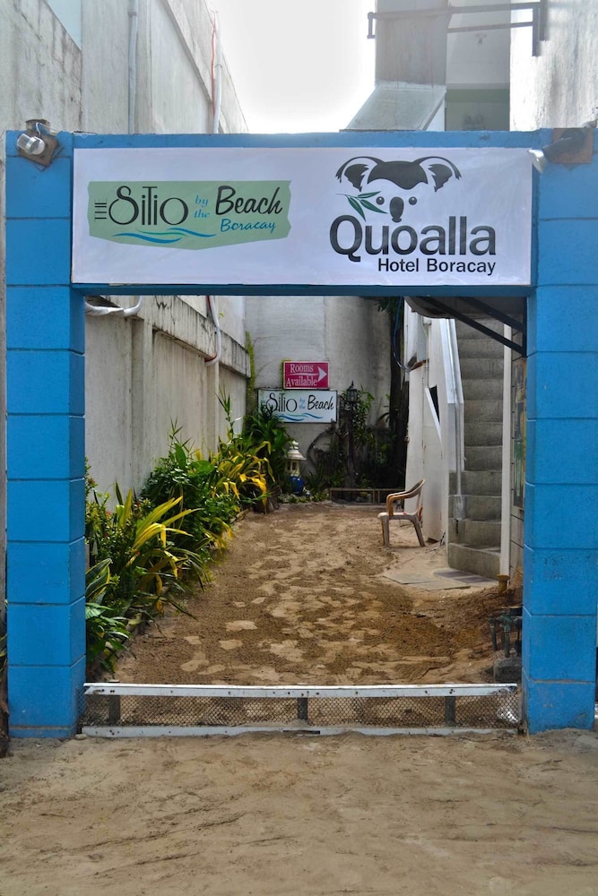 Quoalla Hotel Boracay in Malabonot, Philippines