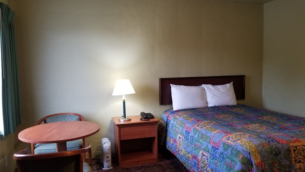 Quick Stop Motel - photo 6