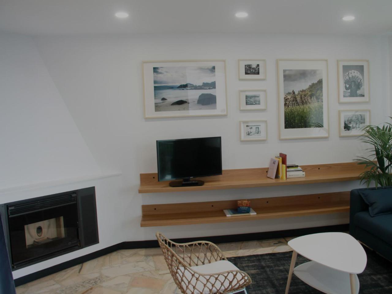 Apartamento Lapaman — 4-Star Luxury Hotel in Bueu, Spain