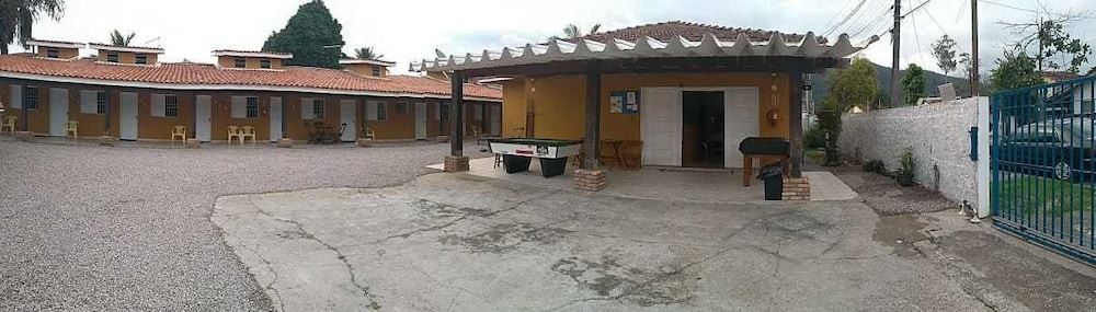 Pousada Caúna in Caraguatatuba, Brasil