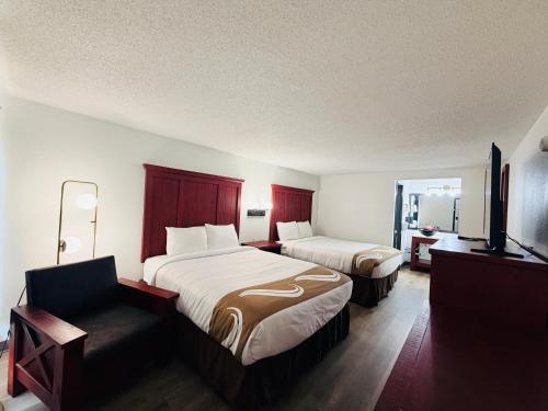 Lone Star Inn - photo 17