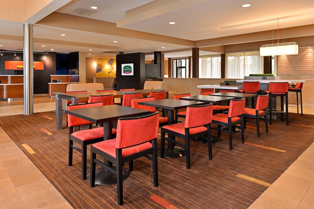 Courtyard by Marriott Dallas Northwest - photo 6