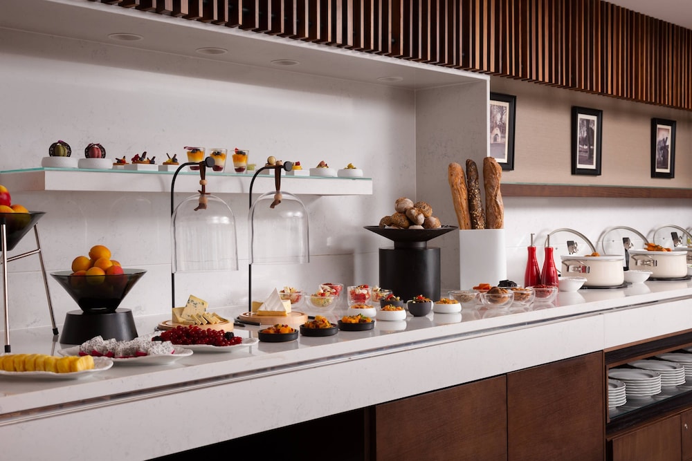 מזון ומשקאות