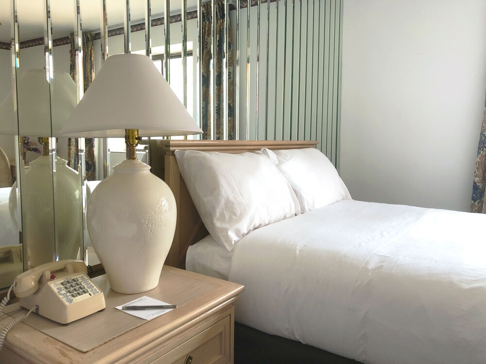 World Vacation Hotel - photo 6
