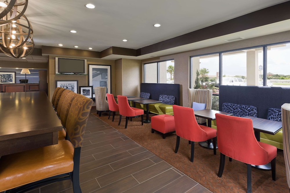 Hampton Inn Houston Stafford - photo 5