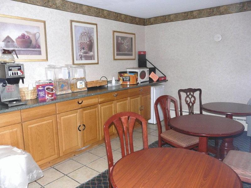 Knights Inn Lenox - photo 34