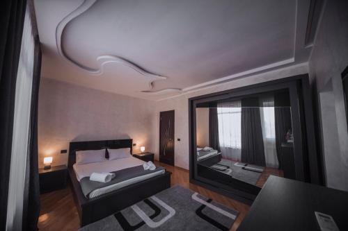 Makos Guest House