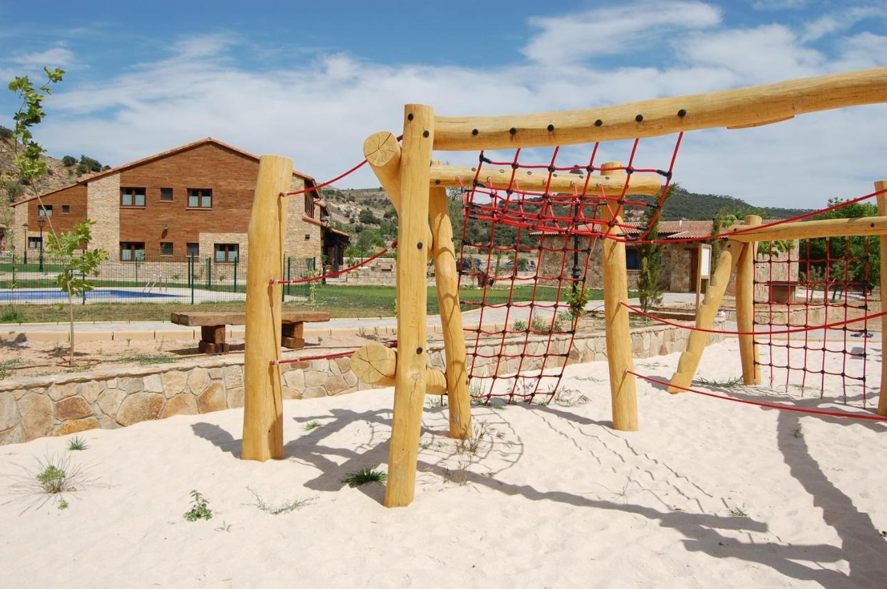 Las Villas De Fuentiduena 15690053 — Fuentiduena