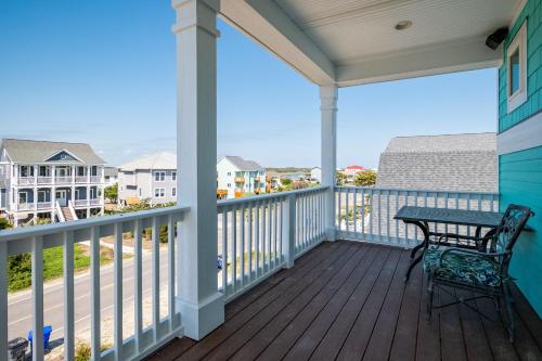 The Salty Dog by Oak Island Accommodations - photo 25